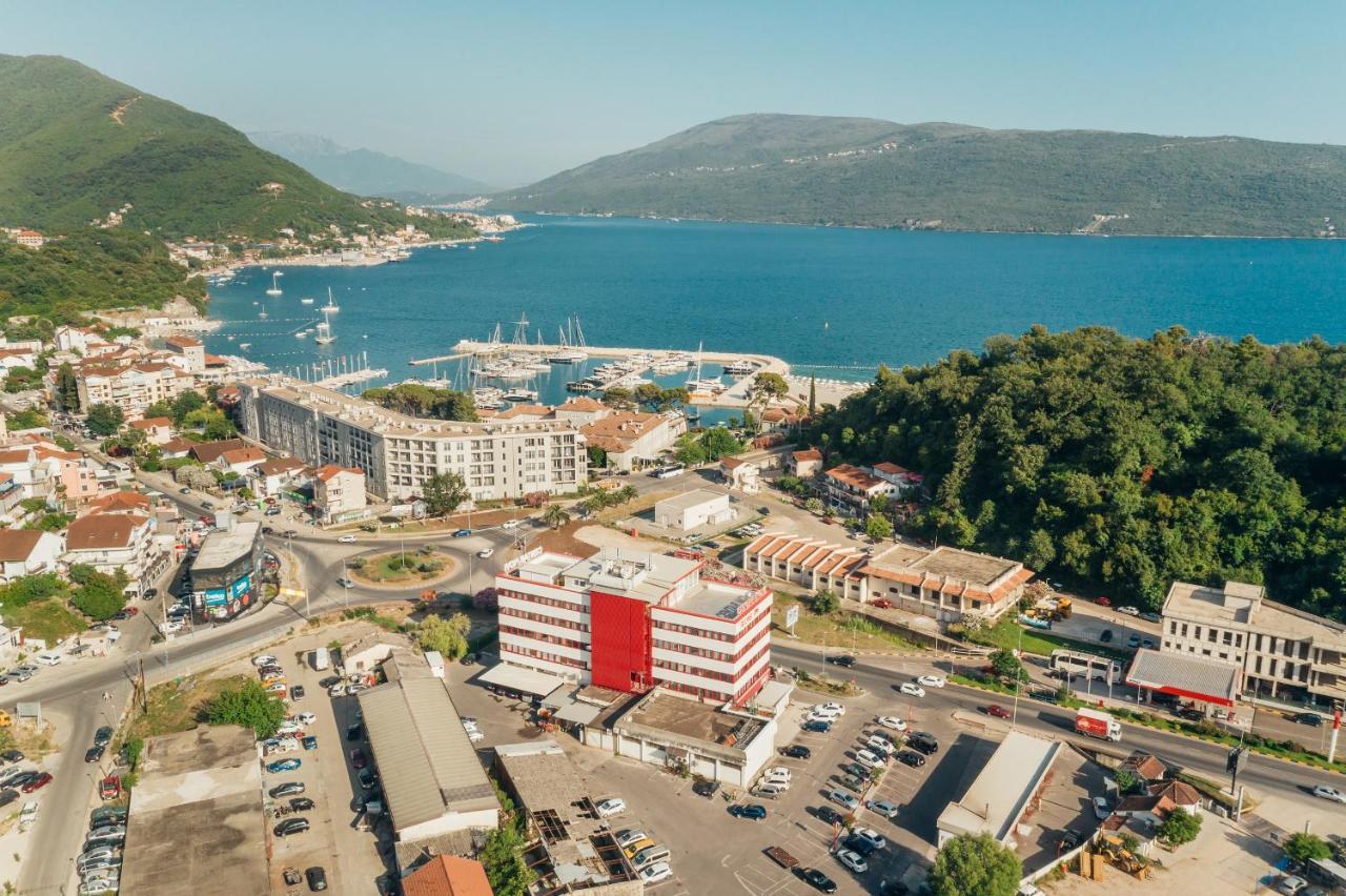 Centar Novi Hotell Herceg Novi Exteriör bild