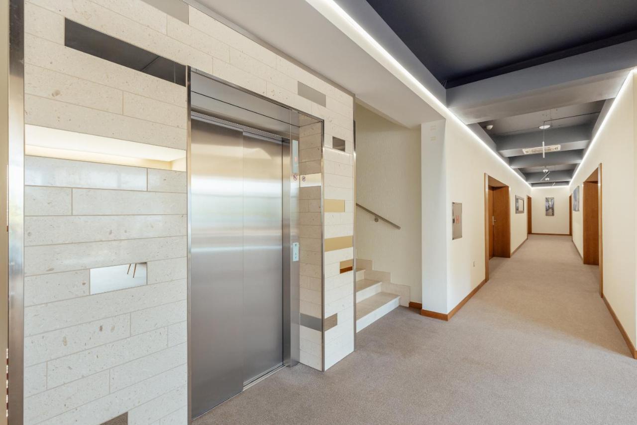 Centar Novi Hotell Herceg Novi Exteriör bild