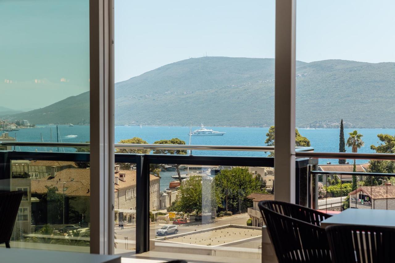 Centar Novi Hotell Herceg Novi Exteriör bild