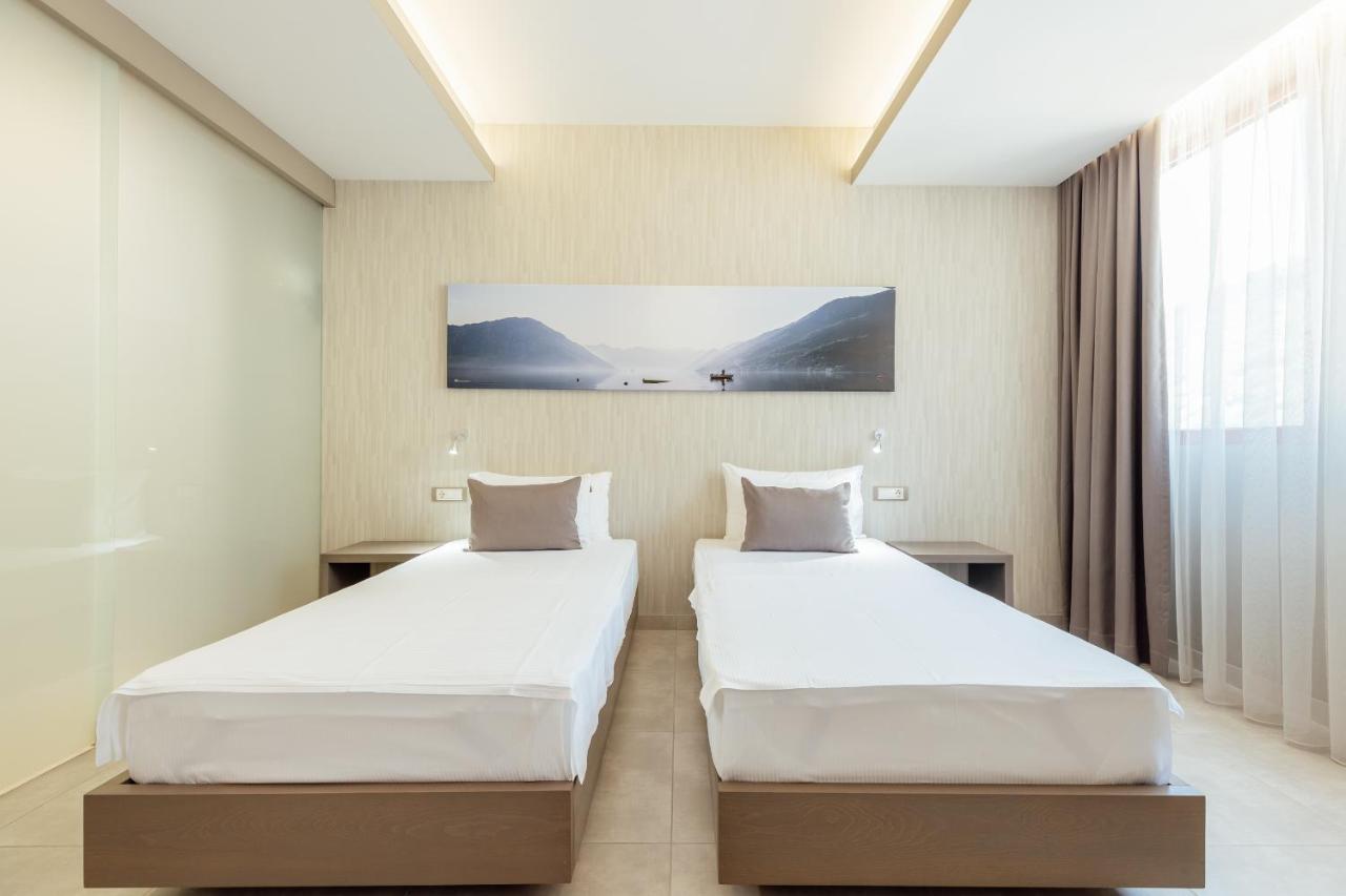 Centar Novi Hotell Herceg Novi Exteriör bild