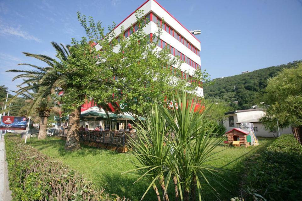Centar Novi Hotell Herceg Novi Exteriör bild