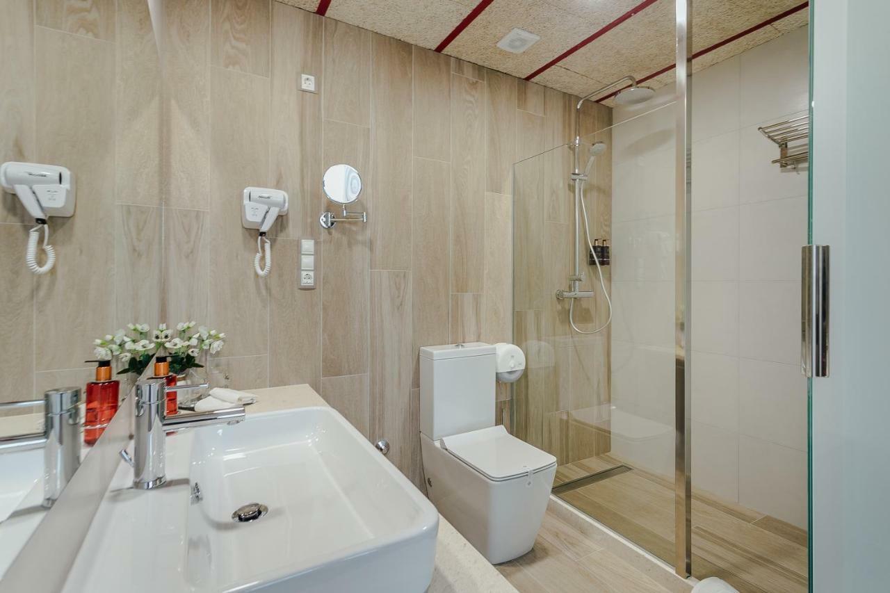 Centar Novi Hotell Herceg Novi Exteriör bild