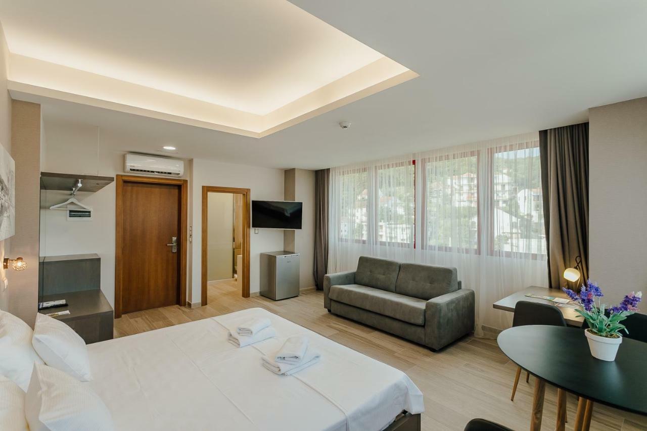Centar Novi Hotell Herceg Novi Exteriör bild